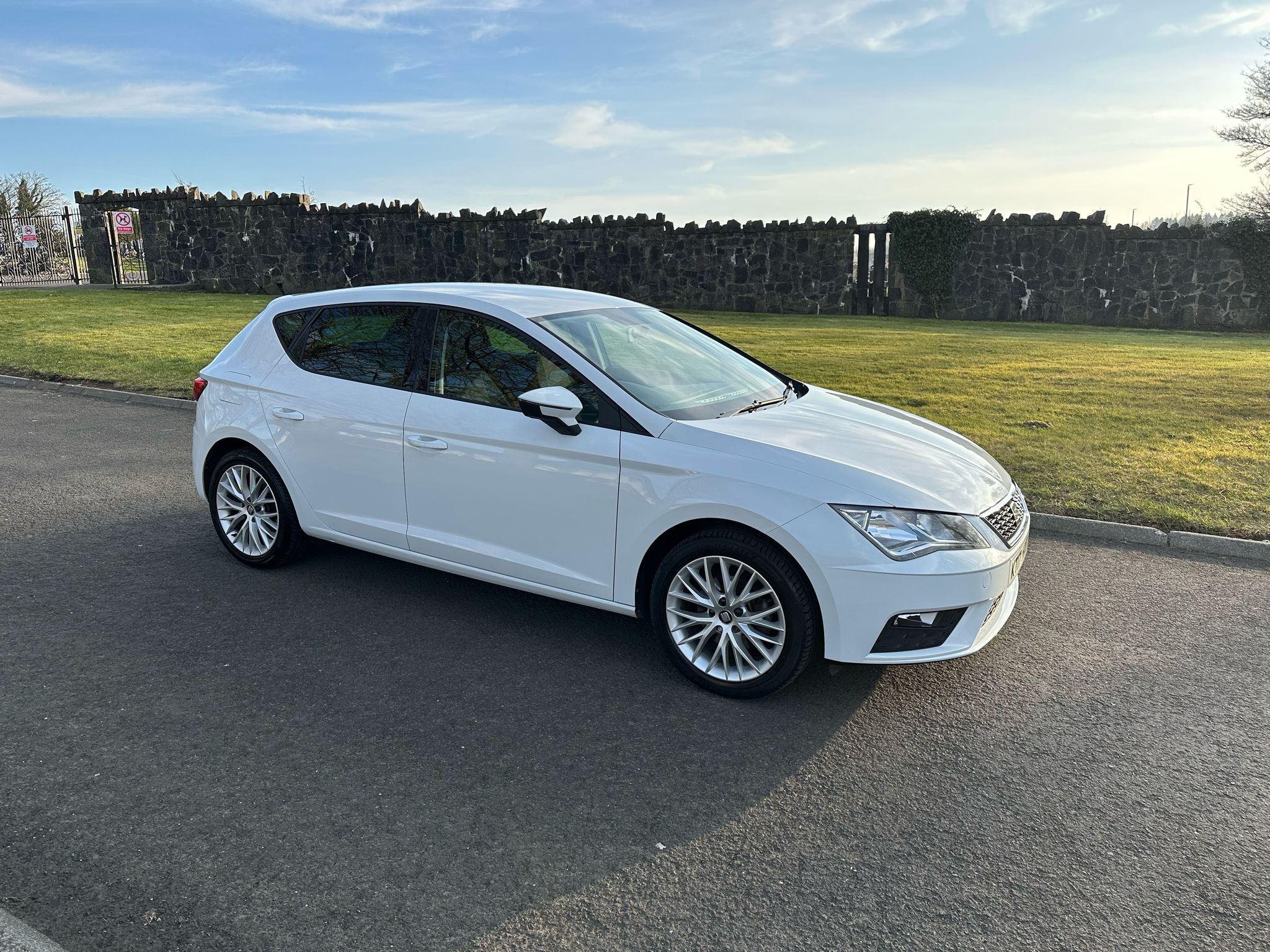 Main Car Image