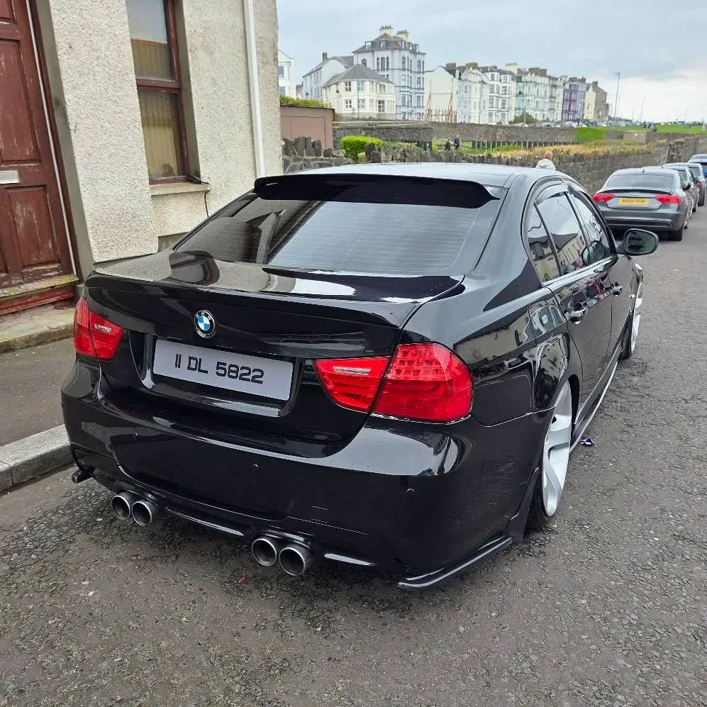 Easter Sunday madness at the port 2025