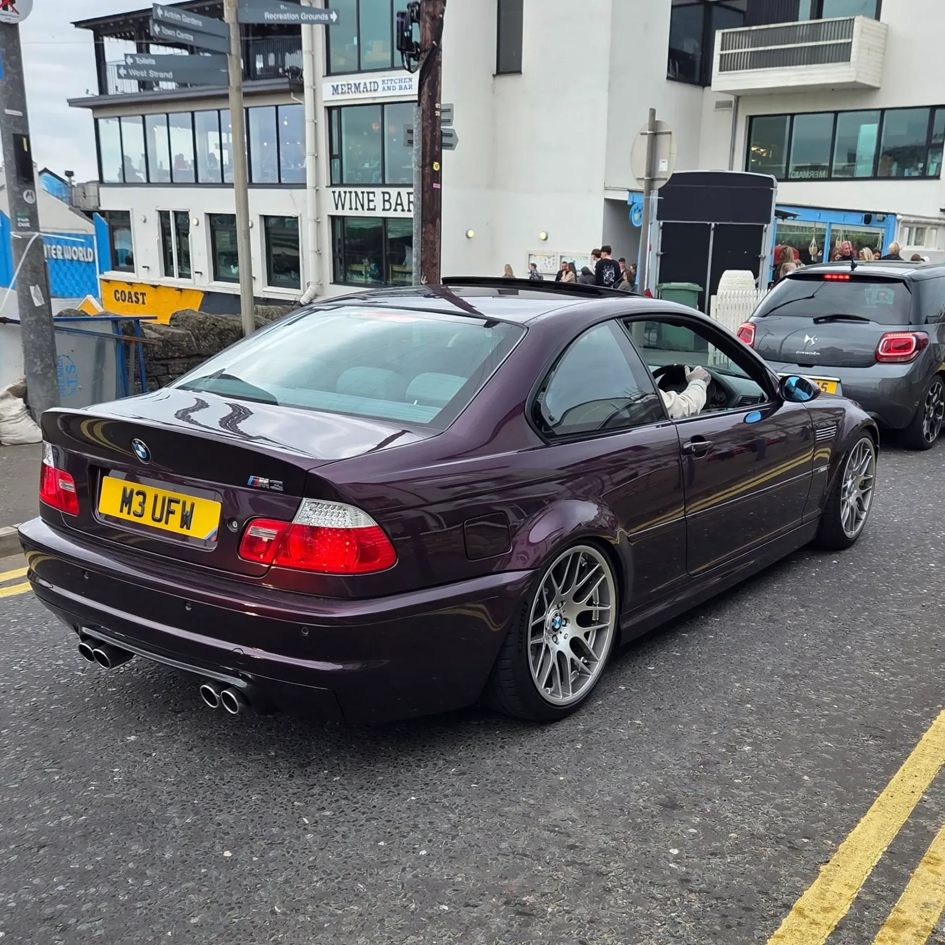 Easter Sunday madness at the port 2025